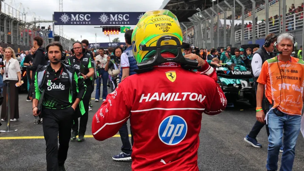 Lewis Hamilton Diminta Bersabar Beradaptasi di Ferrari