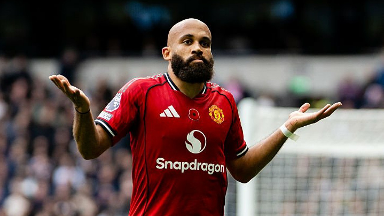 Striker Manchester United, Bryan Mbeumo