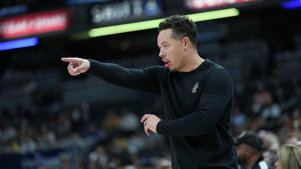 Mitch Johnson Jelaskan Cedera Dialami Stephon Castle