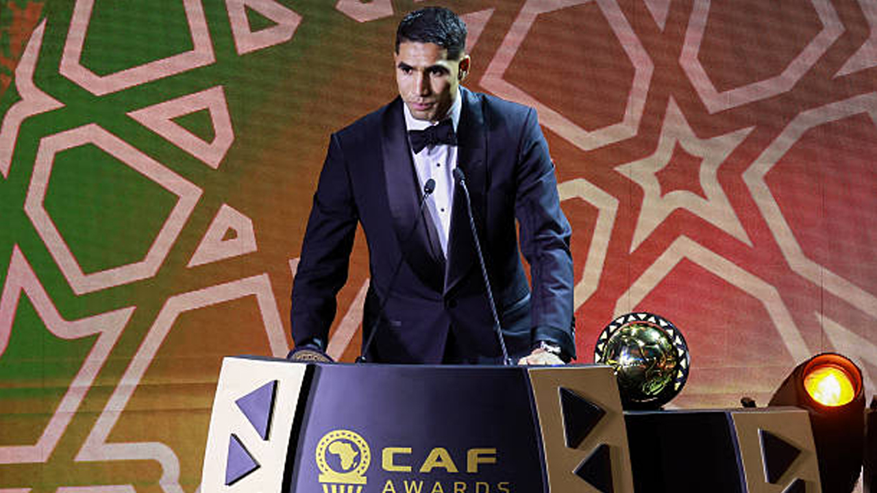 Cetak Sejarah, Achraf Hakimi Raih Penghargaan Pemain Terbaik Afrika 2025