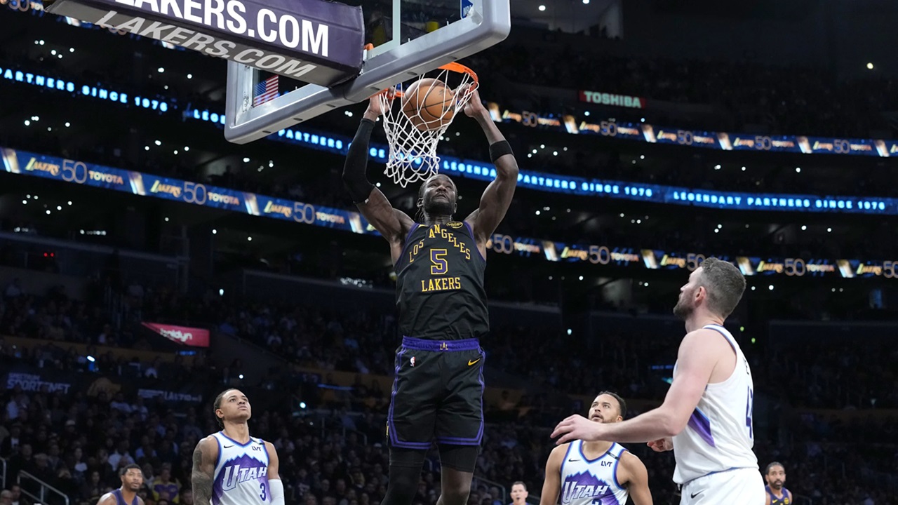 Deandre Ayton Ungkap Kunci Rekor Lakers Jadi 11-4
