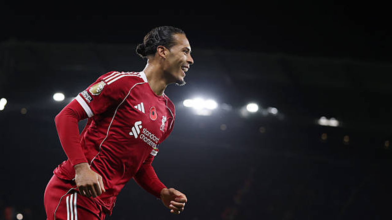 Donasi Anonim Virgil van Dijk Mengubah Hidup Pemilik Kafe Liverpool