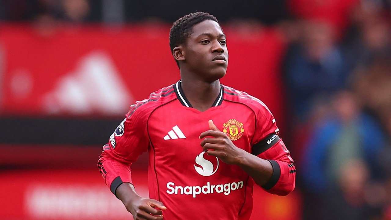 Gelandang muda Manchester United, Kobbie Mainoo