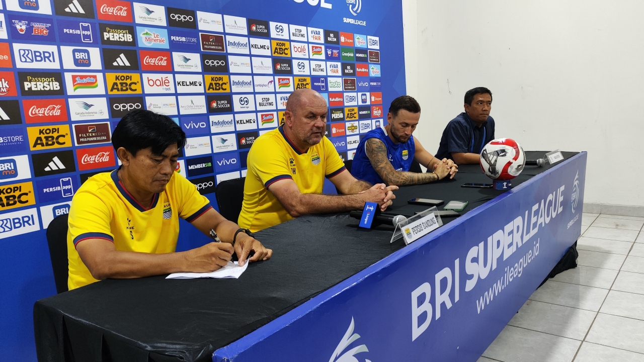 Pelatih Persib, Bojan Hodak