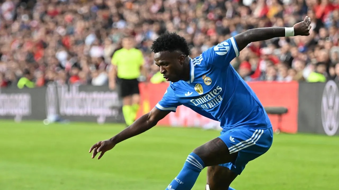 Toni Kroos Memberikan Saran untuk Vinicius Jr