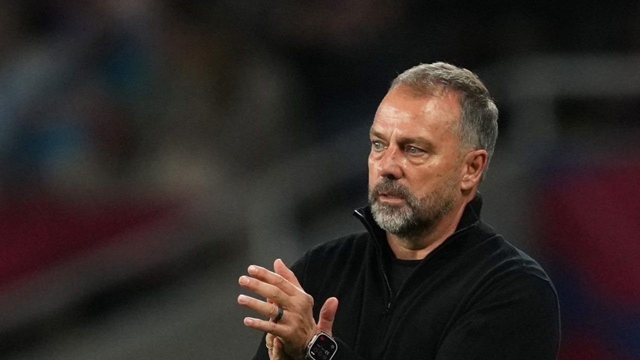 Hansi Flick Senang Bis Kembali Bermain di Stadion Camp Nou