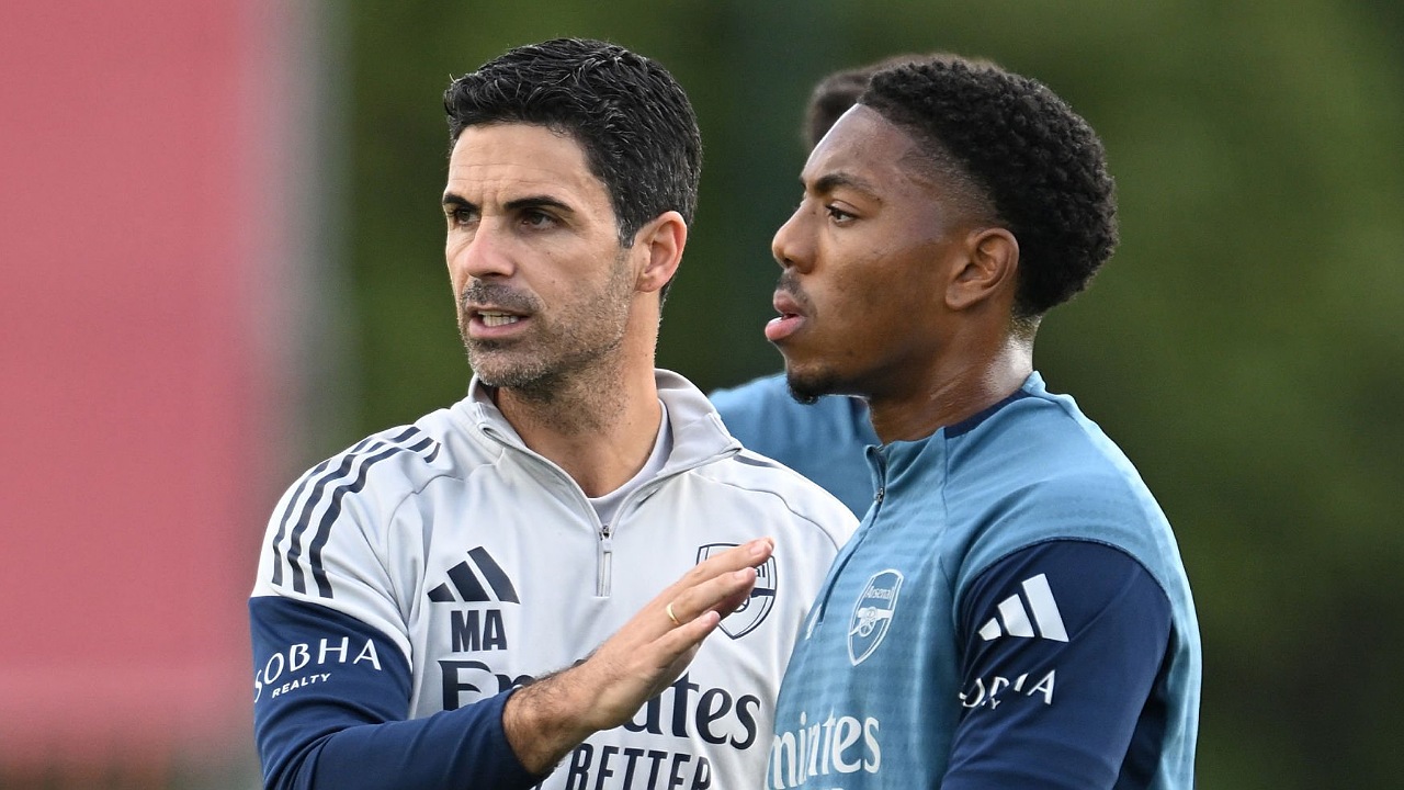 Mikel Arteta dan Myles Lewis-Skelly