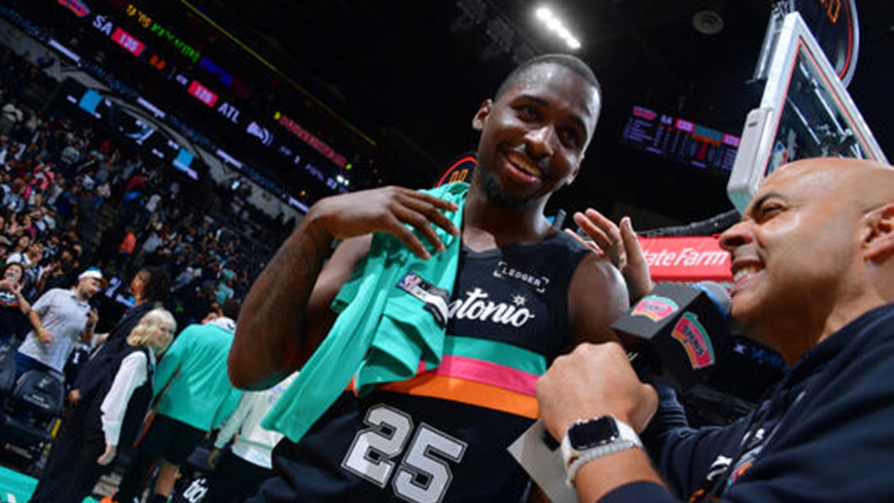 Spurs Lanjutkan Tren Kemenangan dengan Libas Hawks