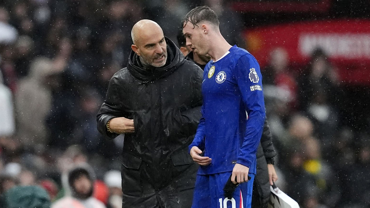 Cole Palmer dan Enzo Maresca.