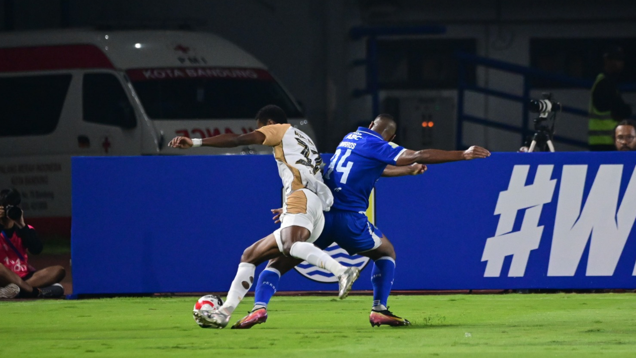 Persib sukses balas dendam dari Dewa United di musim lalu