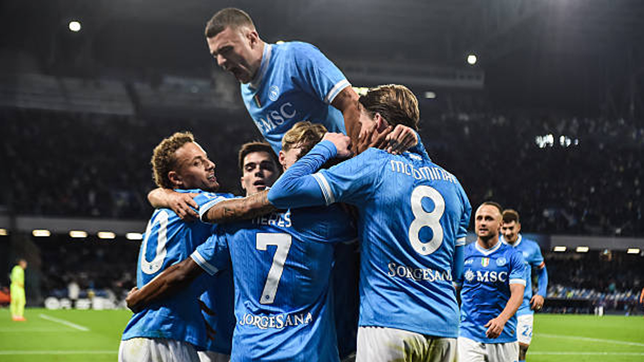 Buat Tim Kembali Bersatu, Presiden Napoli Puji Antonio Conte