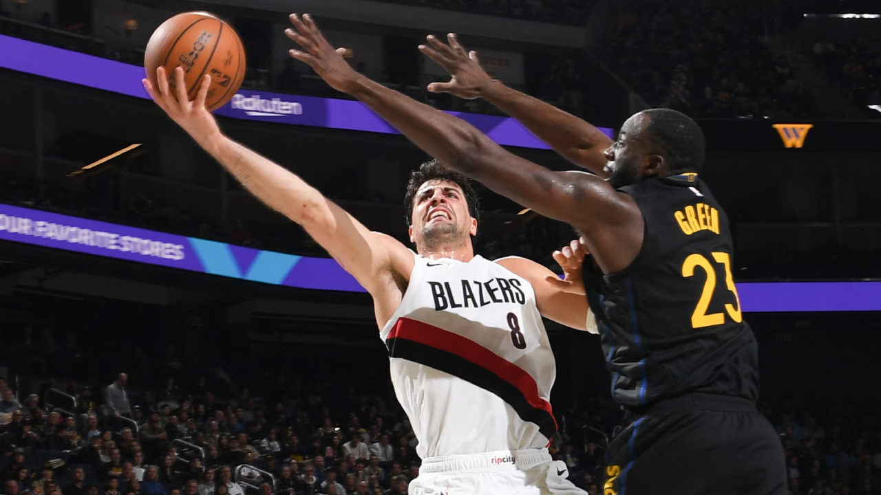 Hasil NBA Cup: Portland Trail Blazers Bekuk Golden State Warriors 127-123