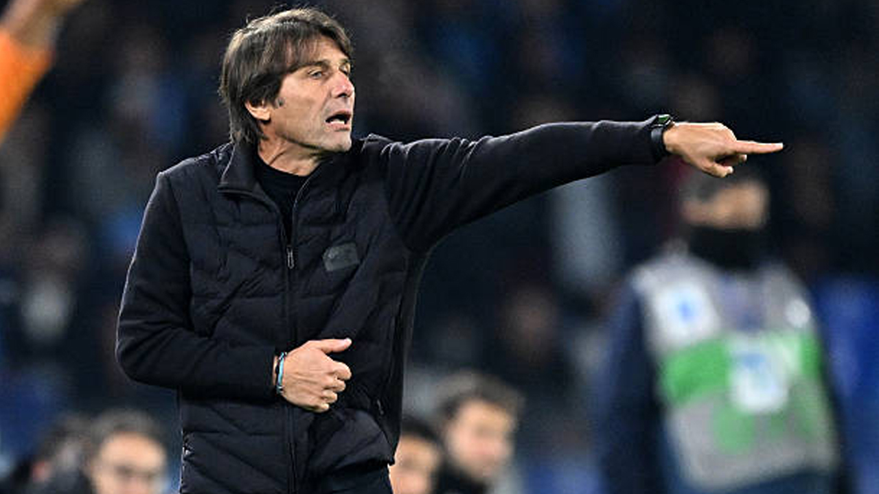 Napoli Tekuk Atalanta, Perubahan Taktik Antonio Conte Berbuah Manis