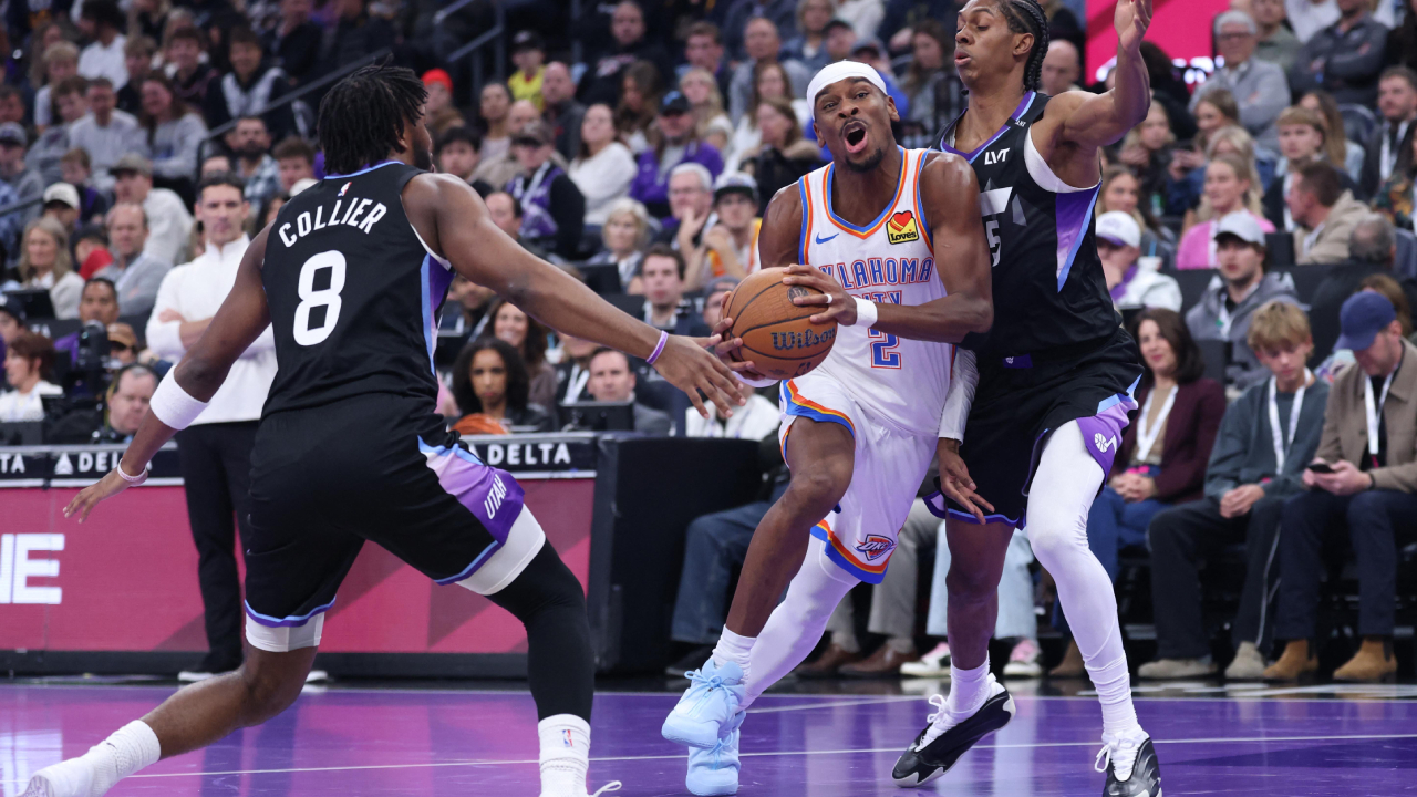 Ini menjadi “comeback” besar kedua Thunder musim ini setelah bangkit dari ketertinggalan 19 poin melawan Memphis pada 9 November. (Foto: AP)