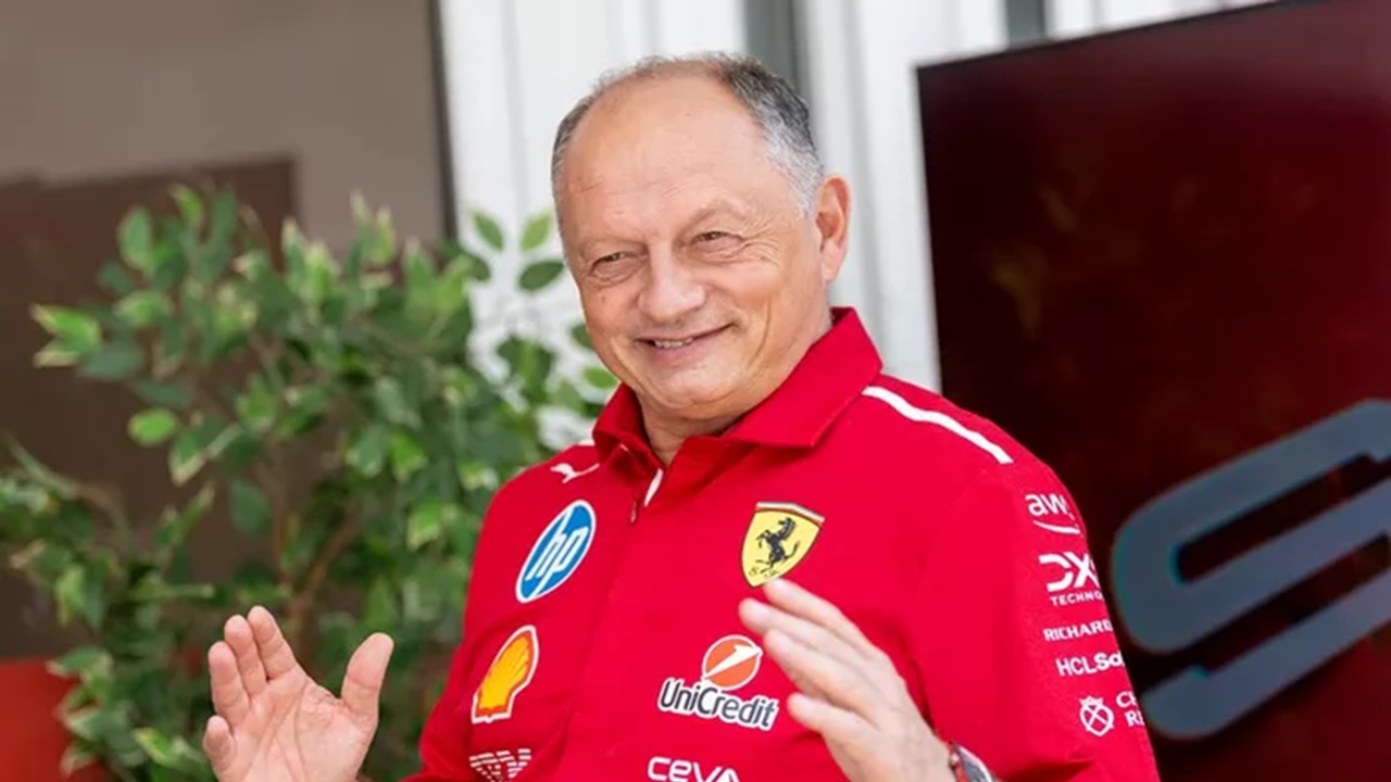 Fred Vasseur Minta Lewis Hamilton untuk Tetap Tenang