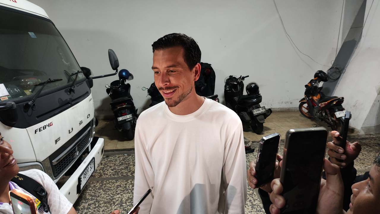 Gelandang Persib, Thom Haye