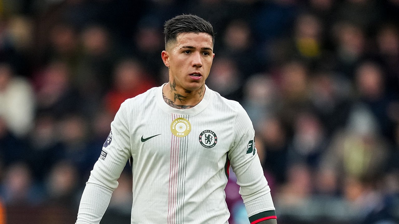 Enzo Fernandez Butuh Waktu untuk Pahami Gaya Bermain Chelsea