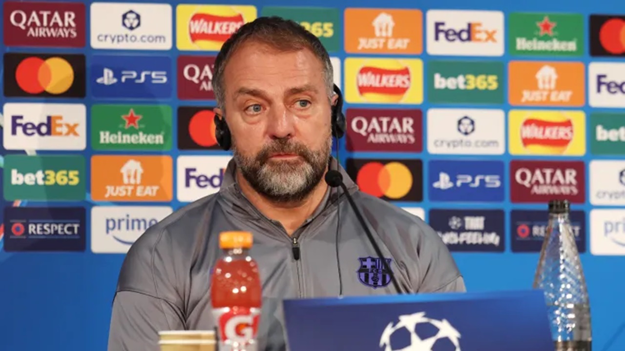 Hansi Flick Membela Staf Medisnya Mengenai Kondisi Pemain Barcelona