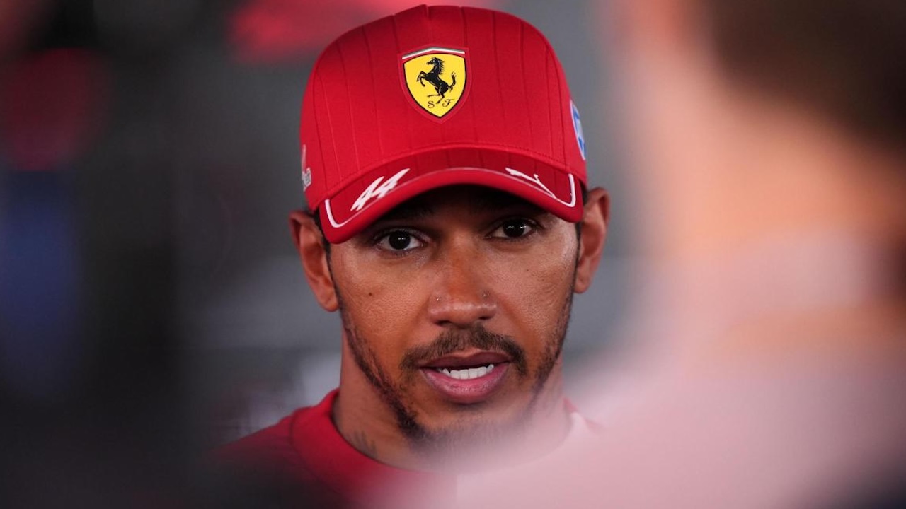 Button Pasang Badan untuk Lewis Hamilton Usai Melempem di Las Vegas