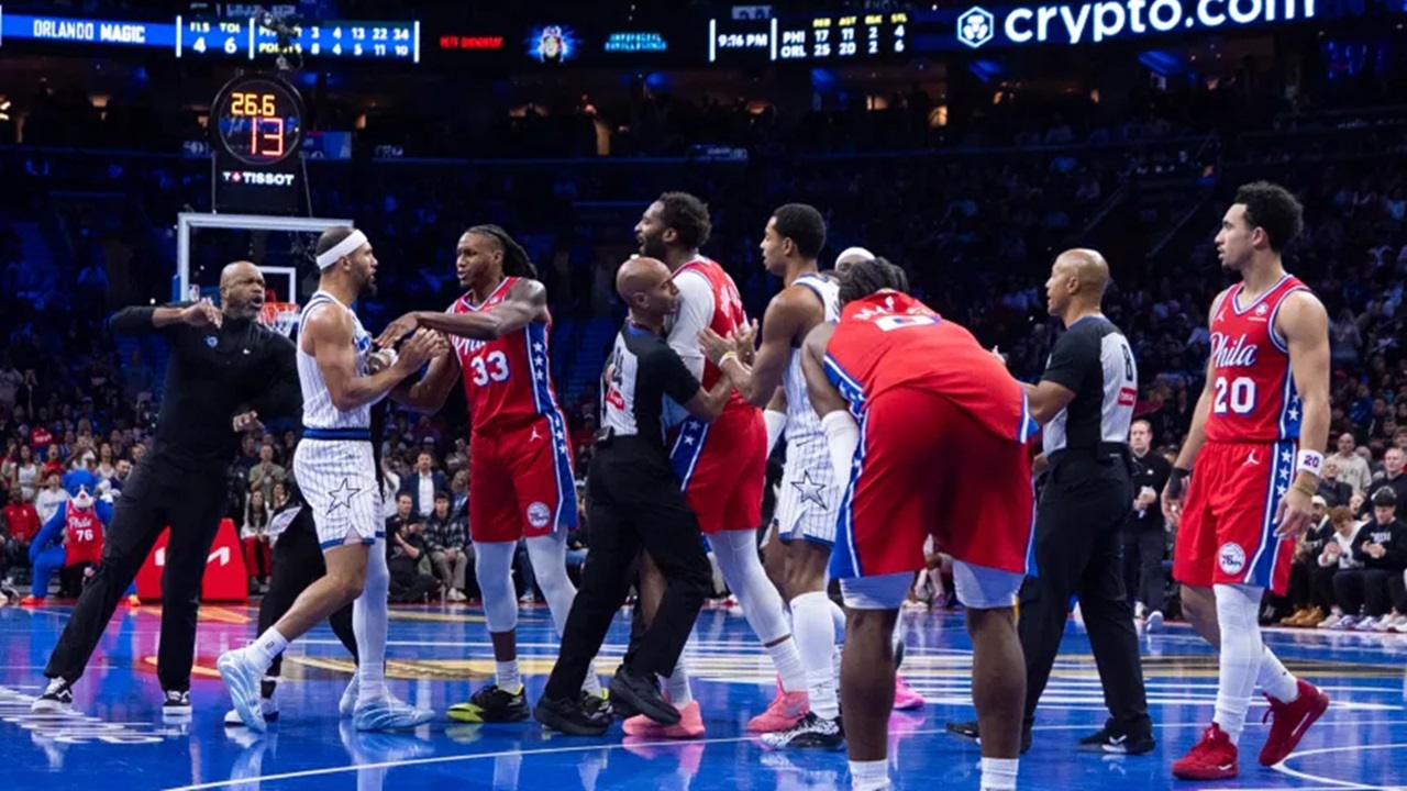 Jalen Suggs Dikeluarkan saat Magic Mengalahkan Sixers