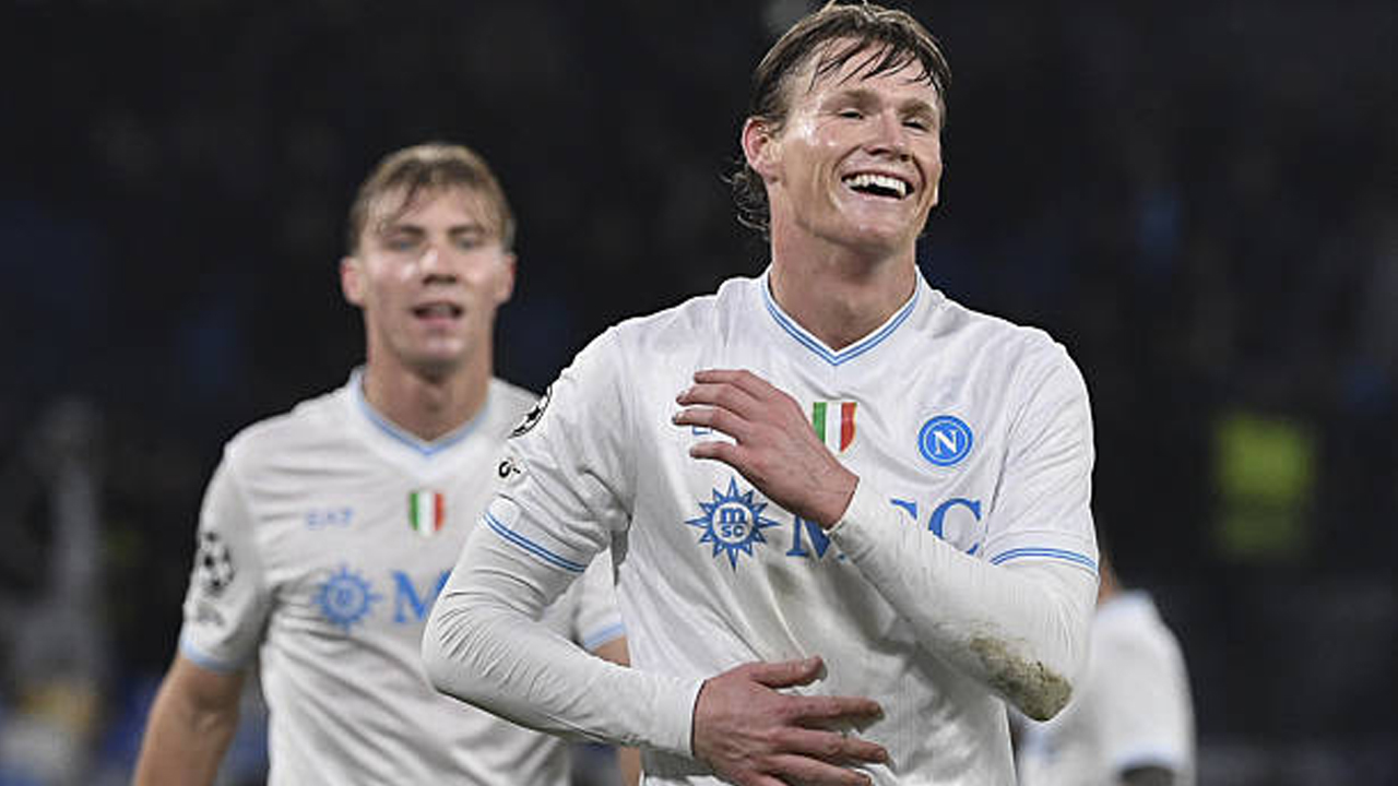 Kalahkan Qarabag, McTominay Akui Atmosfer Stadion Bantu Napoli Menang