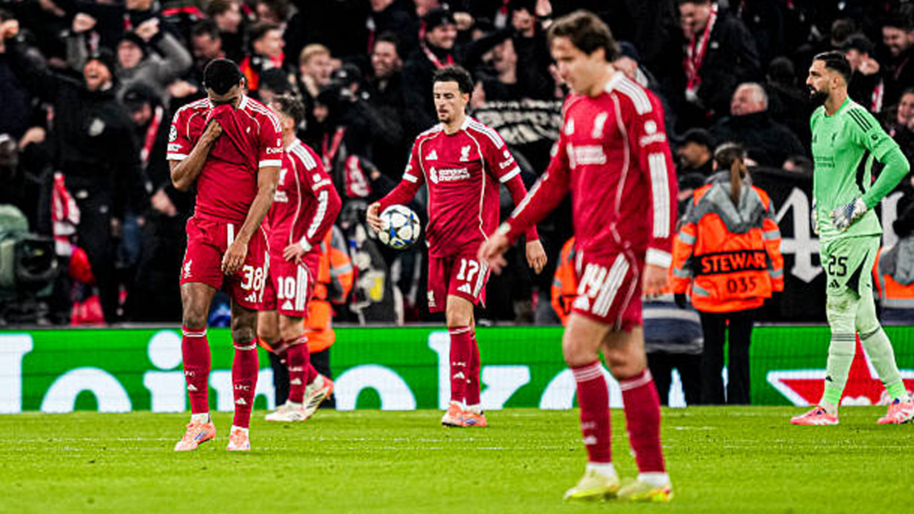 Dipermalukan PSV Eindhoven, Carra Nilai Liverpool Harus Bangun Ulang Skuat