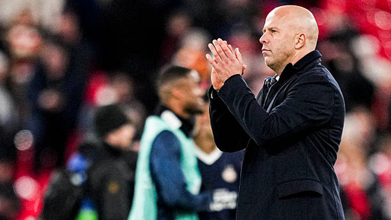 Ingin Bangkit dari Keterpurukan, Arne Slot Minta Liverpool Hadapi Kenyataan