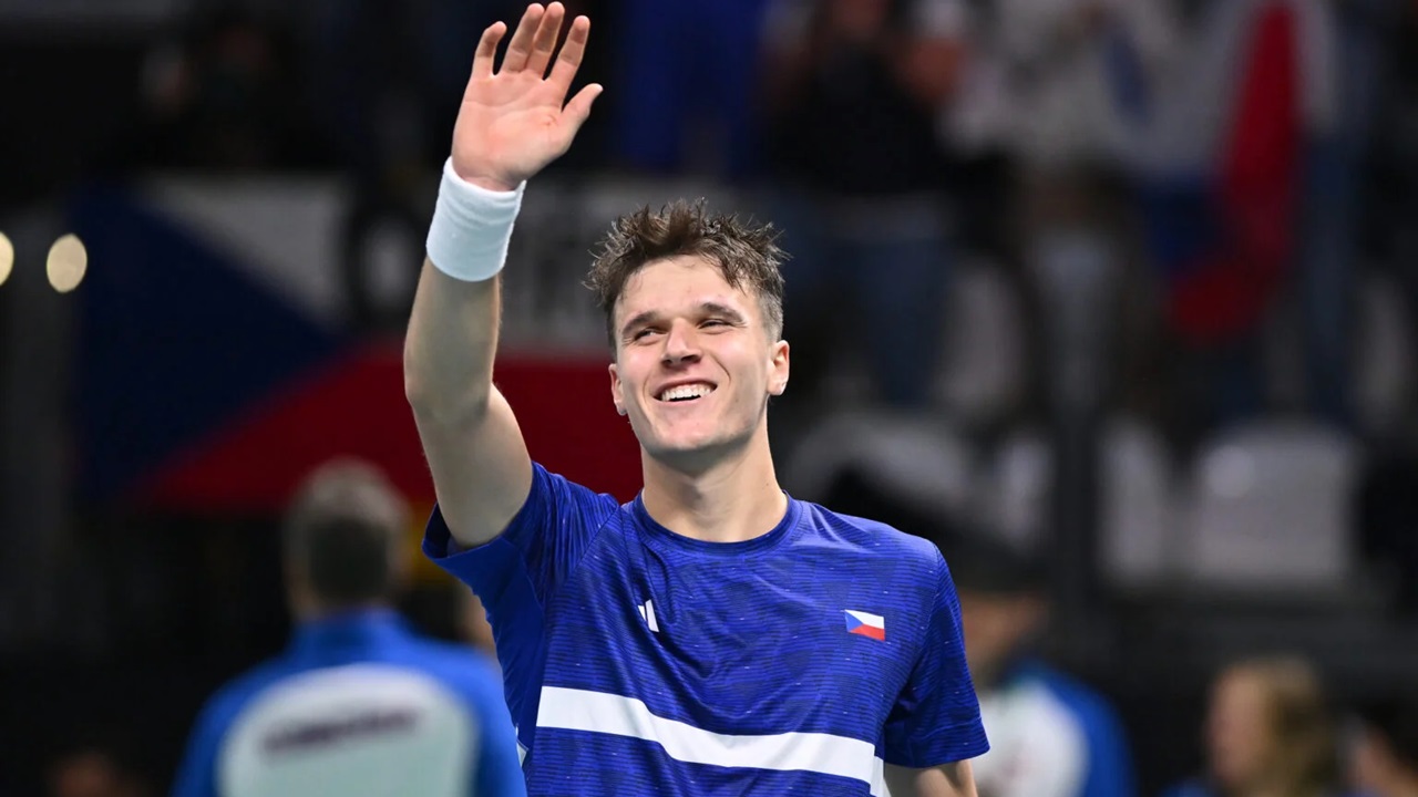 Jakub Mensik Konfirmasi Keikutsertaan Di Turnamen Akhir Musim