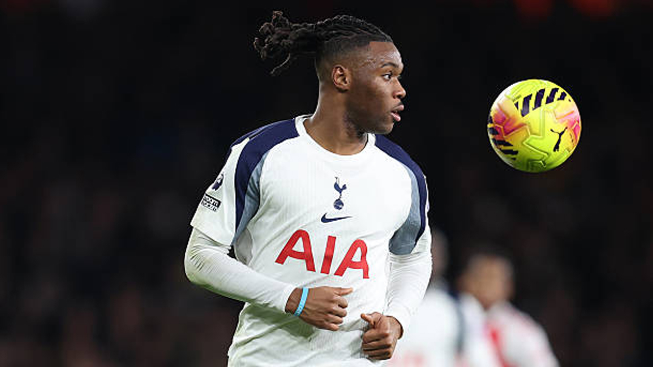 Segini Target Gol dan Assist Destiny Udogie untuk Tottenham Musim Ini