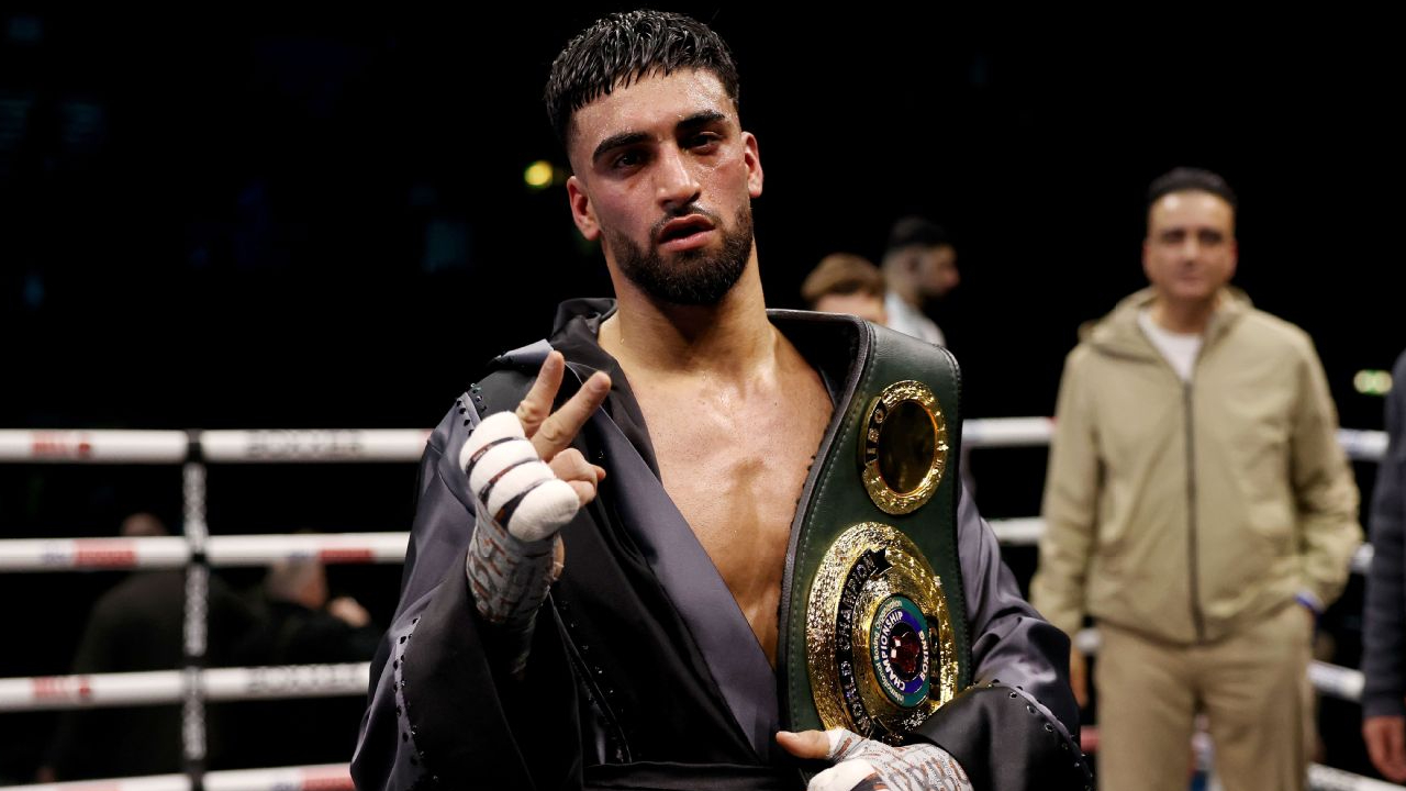 Bagi promotor Ben Shalom, Adam Azim bukan sekadar prospek — ia adalah calon wajah baru tinju Inggris. (Foto: Fight TV)