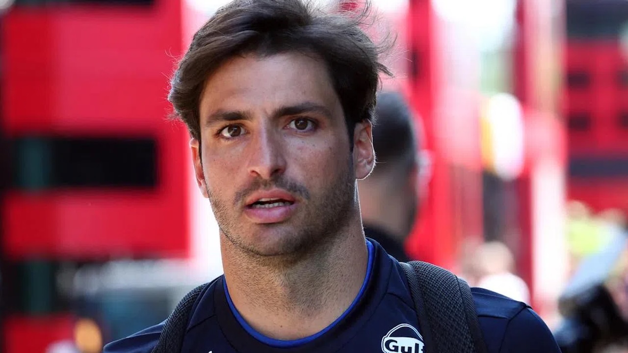 Carlos Sainz Usulkan FIA Rekrut Eks Pebalap untuk Menilai Insiden Balap