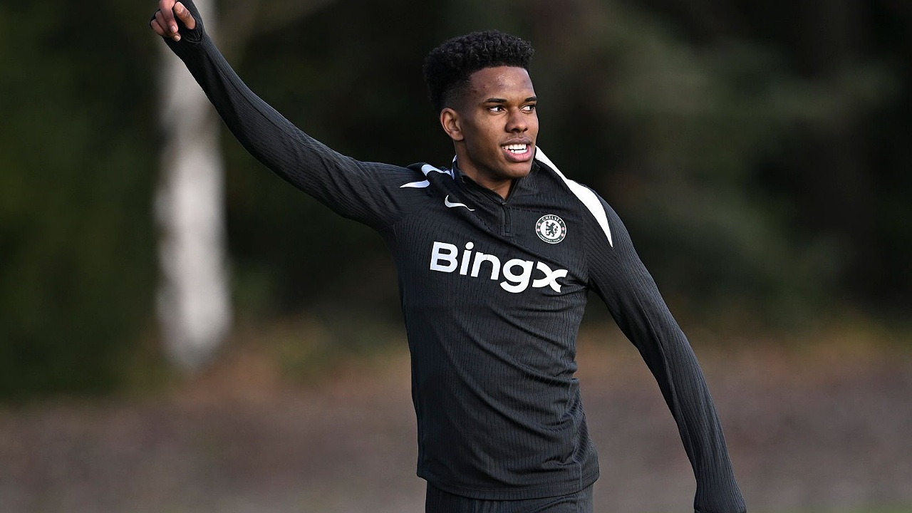 Eks Manajer Chelsea Terkejut oleh Kematangan Estevao Willian