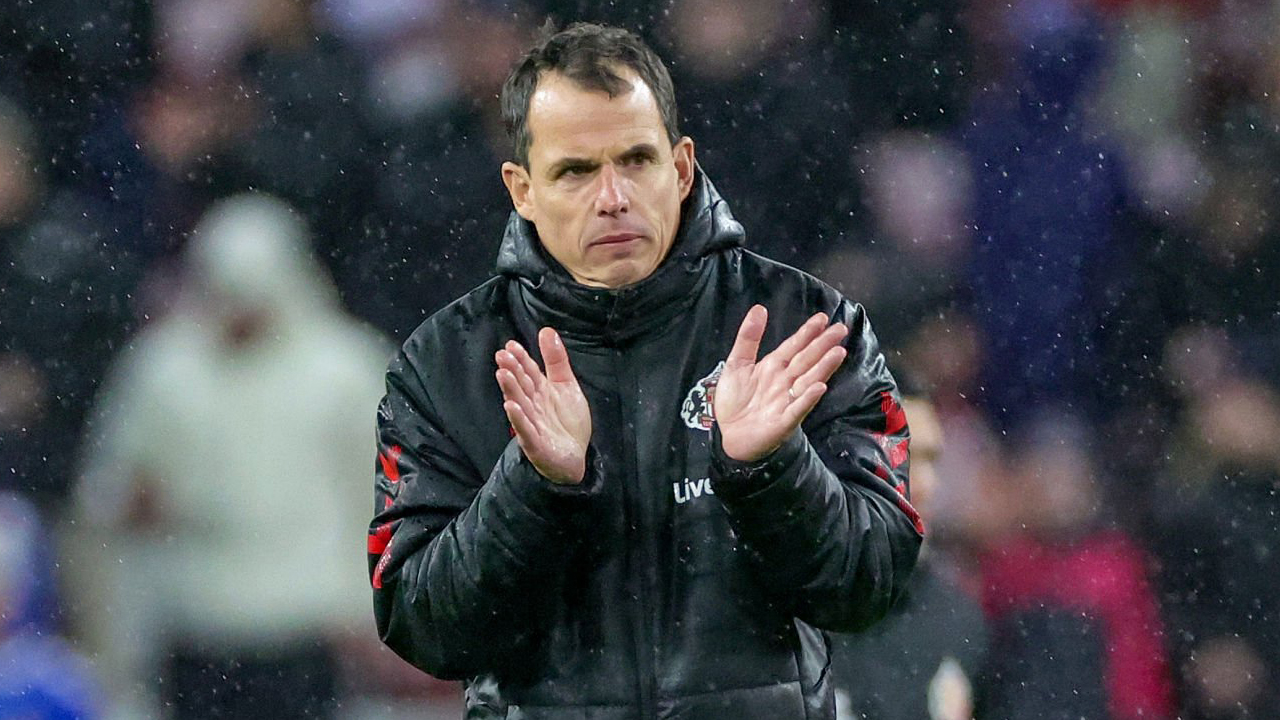 Drama Lima Gol, Sunderland Menang Tipis! Regis Le Bris Puas Bukan Main