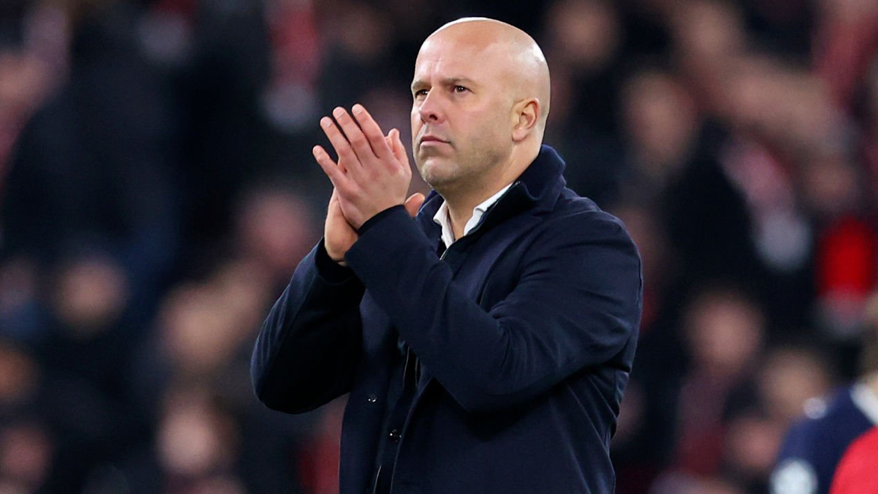 Arne Slot. (Foto: Ed Sykes/Sportsphoto/Allstar)