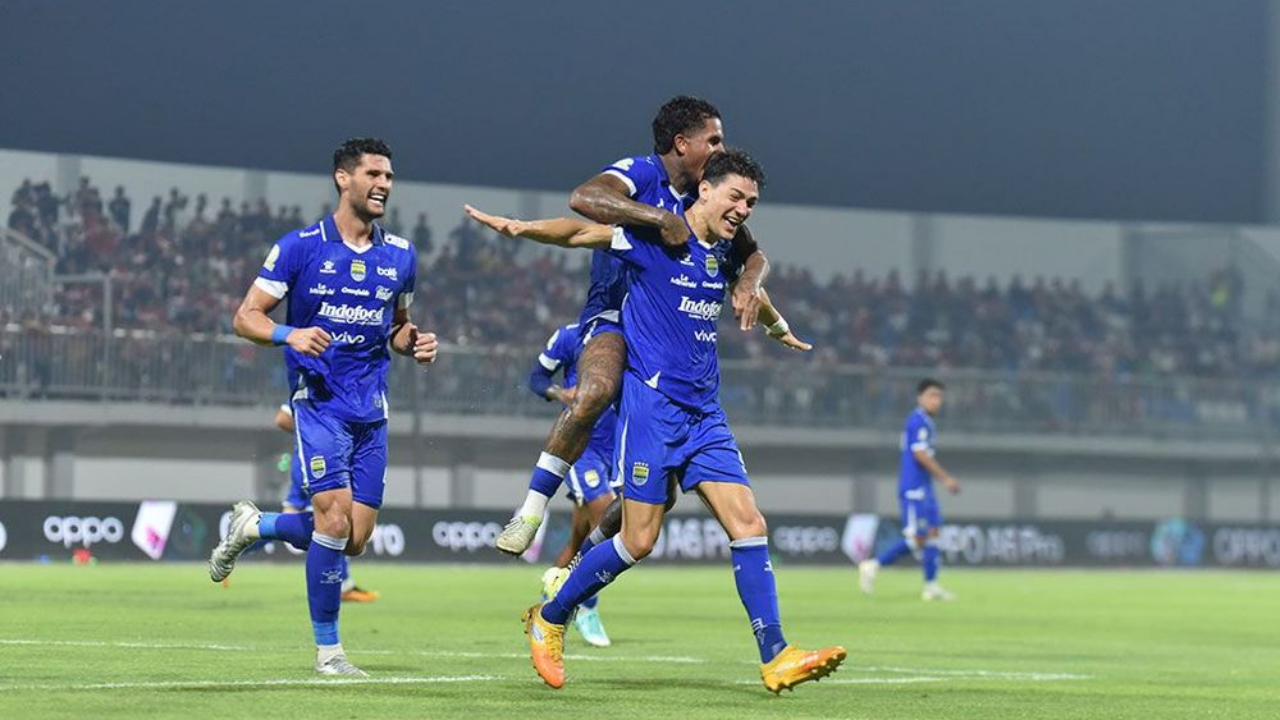 Federico Barba ketika merayakan gol ke gawang Madura United (foto: Persib Official)