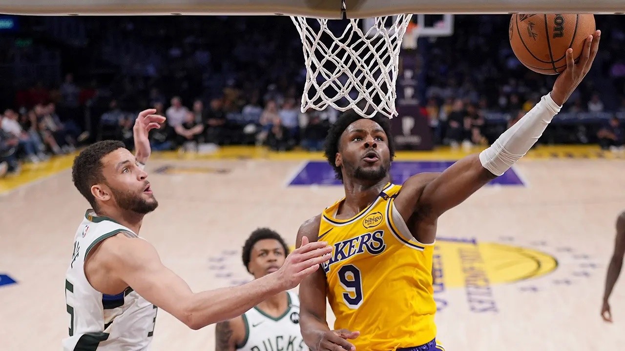 Bronny James dianggap sudah berkembang pesat oleh LeBron James.