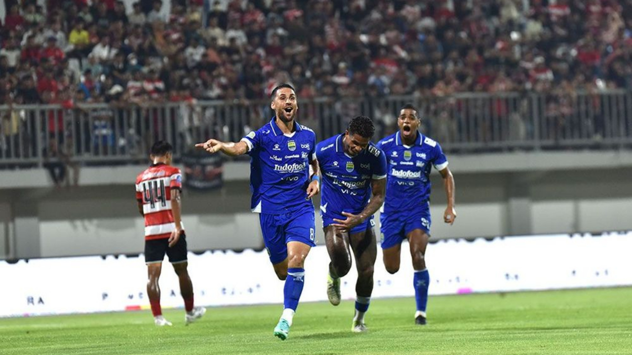 Bojan Hodak puas Persib atasi Madura United 4-1