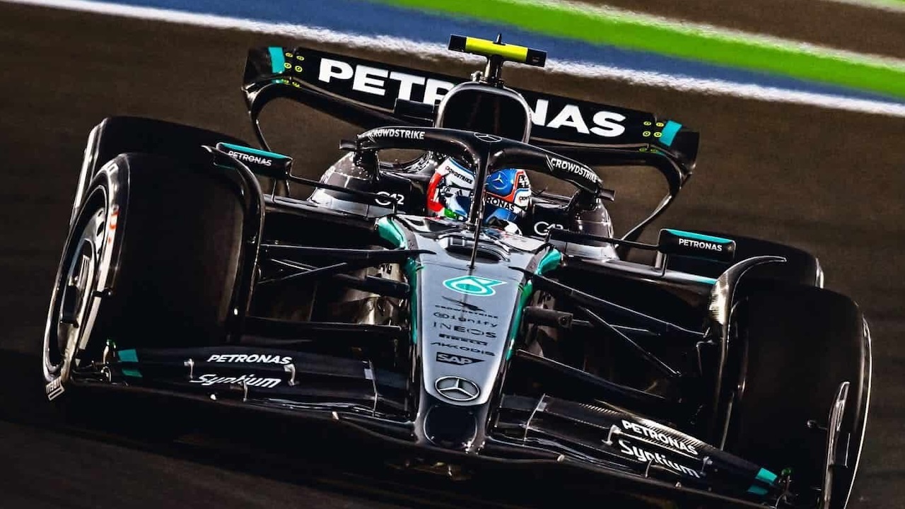 Red Bull Tuduh Kimi Antonelli Sengaja Biarkan Norris Menyalip di GP Qatar