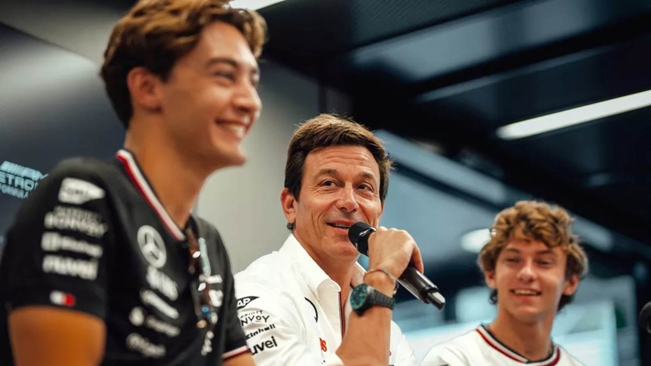 Toto Wolff Semrpot Helmut Marko Usai GP Qatar