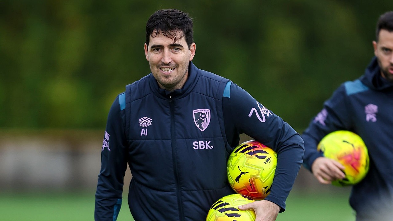 Manajer Bournemouth, Andoni Iraola