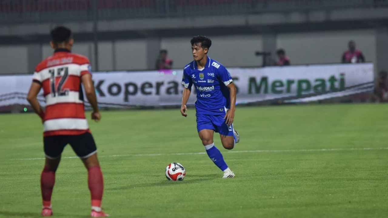 Bek Persib, Alfeandra Dewangga