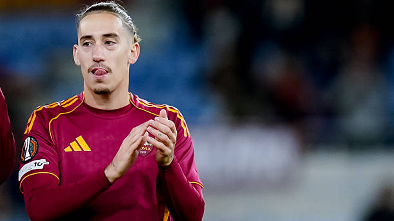 Kostas Tsimikas Buka Peluang Kembali ke Liverpool Musim Depan