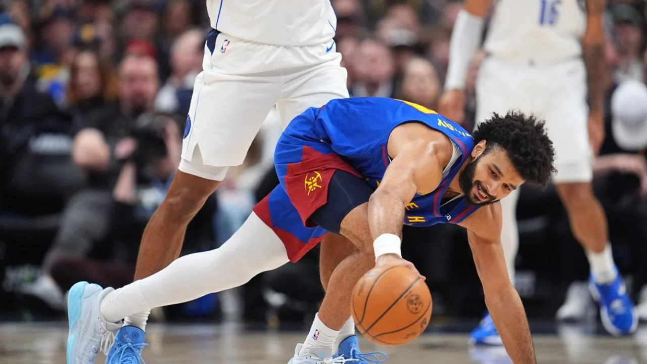 Sebelum pertandingan ini, Jamal Murray mencatatkan rata-rata 24 poin per pertandingan, angka tertinggi dalam kariernya. (Foto: AP)