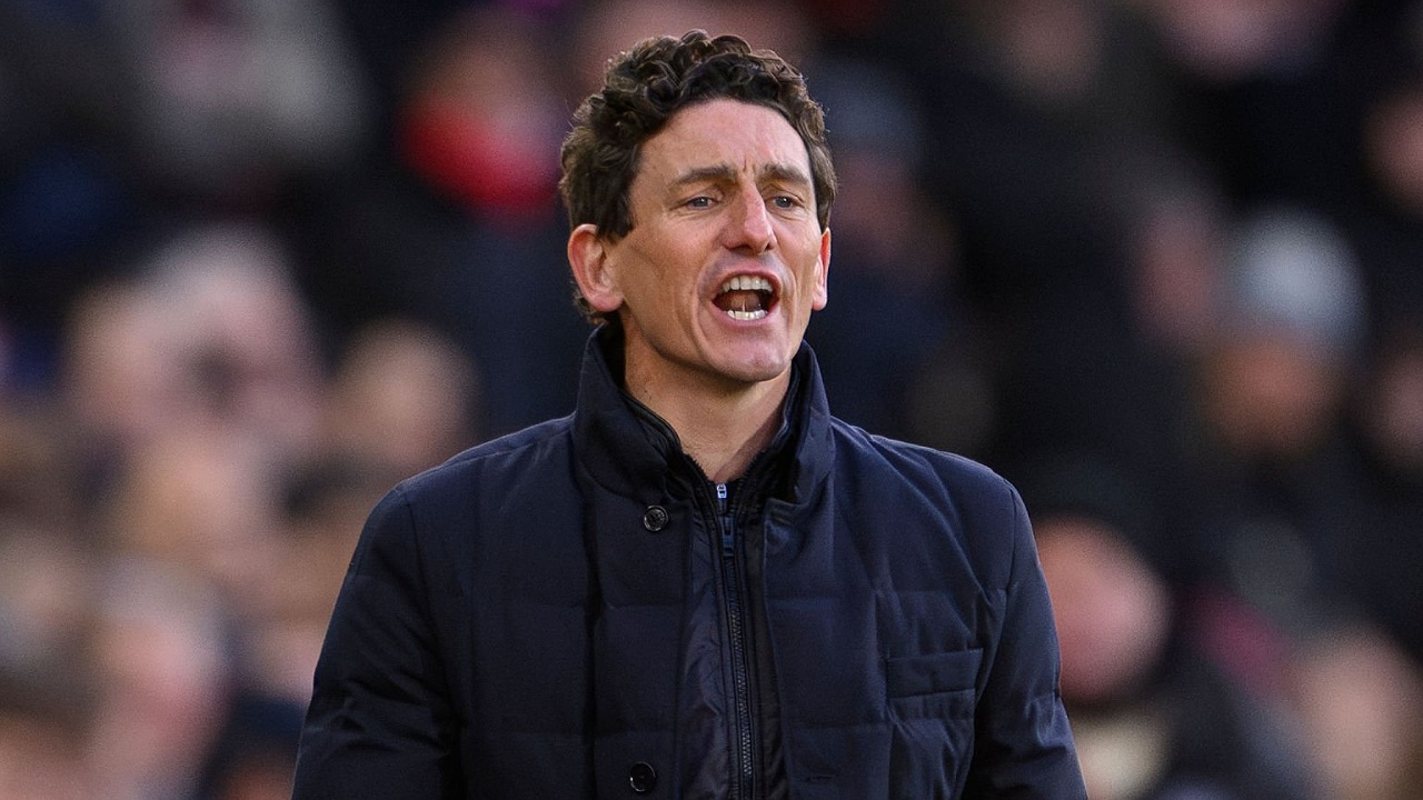 Manajer Brentford, Keith Andrews. (Foto: David Horton - CameraSport via Getty Images)