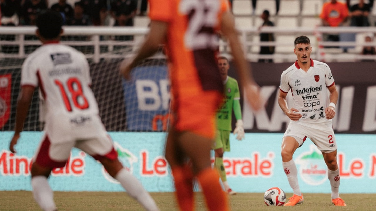 Pemain bertahan Bali United, Joao Ferrari