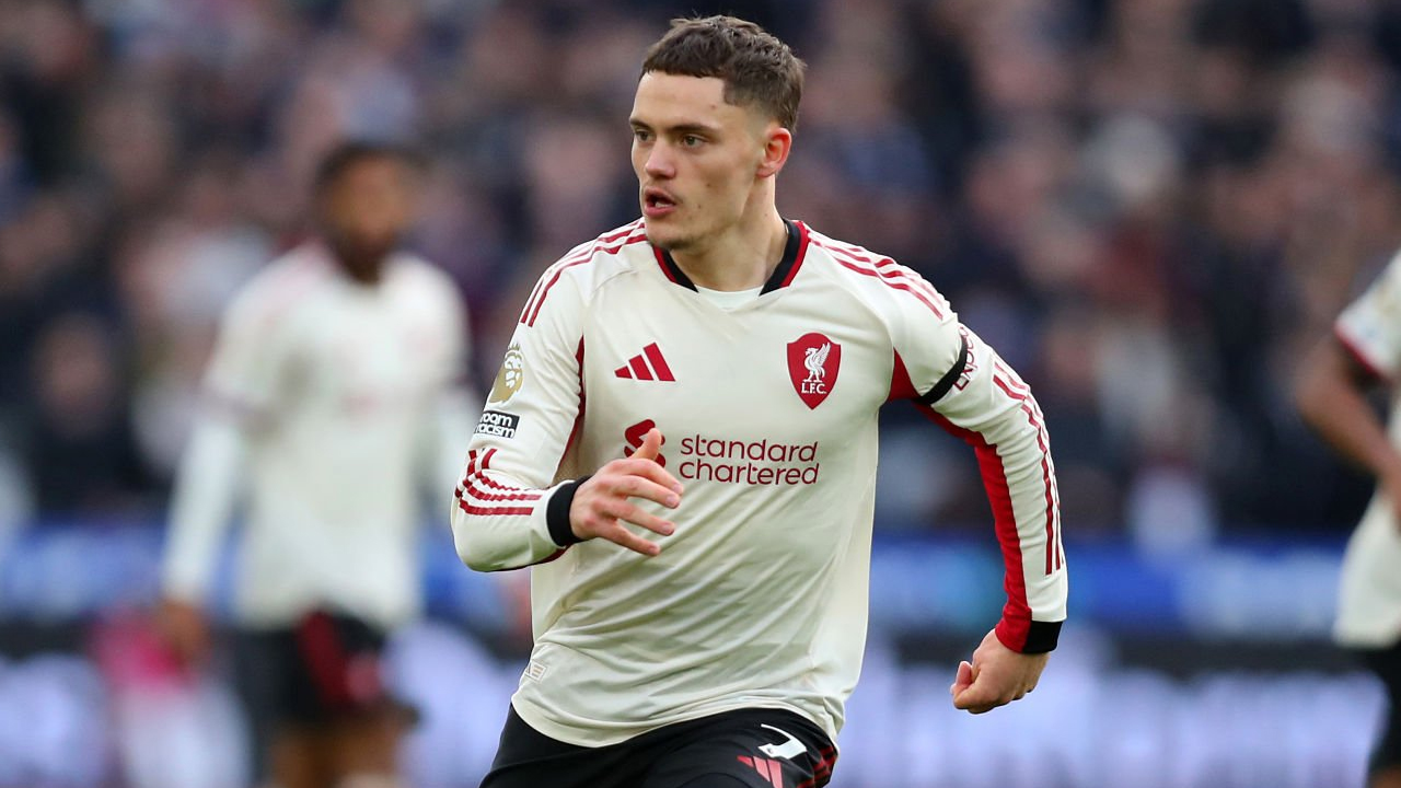 Langsung Main 75 Menit, Arne Slot Akui Ambil Risiko dengan Florian Wirtz