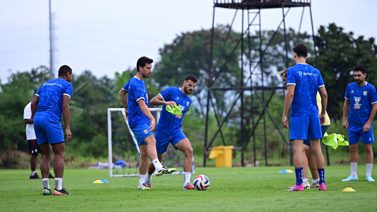 Program recovery dari fokus Persib jelang hadapi Borneo FC