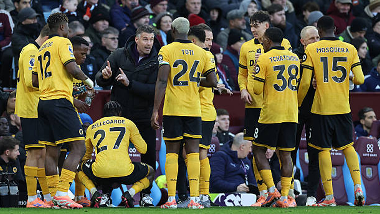 Wolves Berbenah, Rob Edwards Percaya Identitas Baru Mulai Terlihat