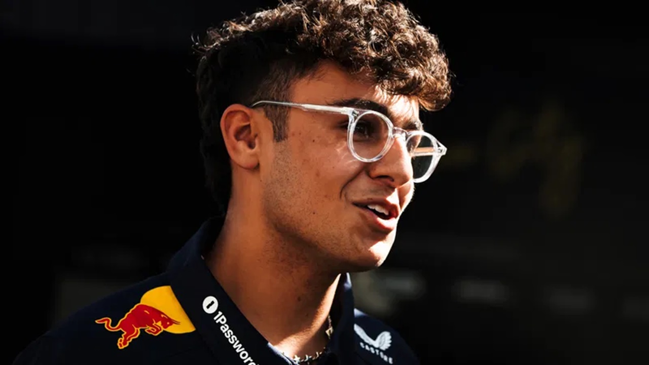 Arvid Lindblad Buka Suara Usai Menantang Lando Norris