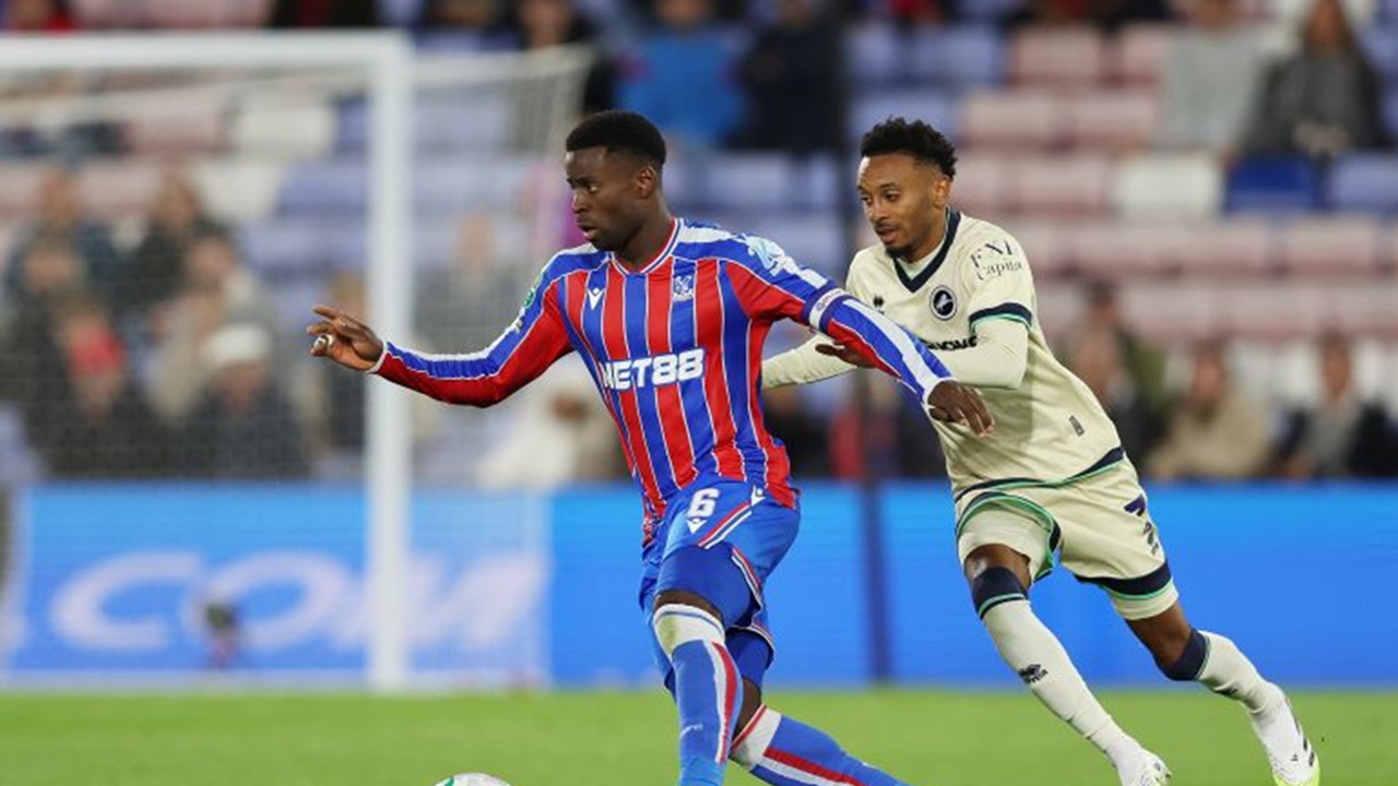 Deco Masih Ragu Menanggapi Kabar Ketertarikan ke Marc Guehi